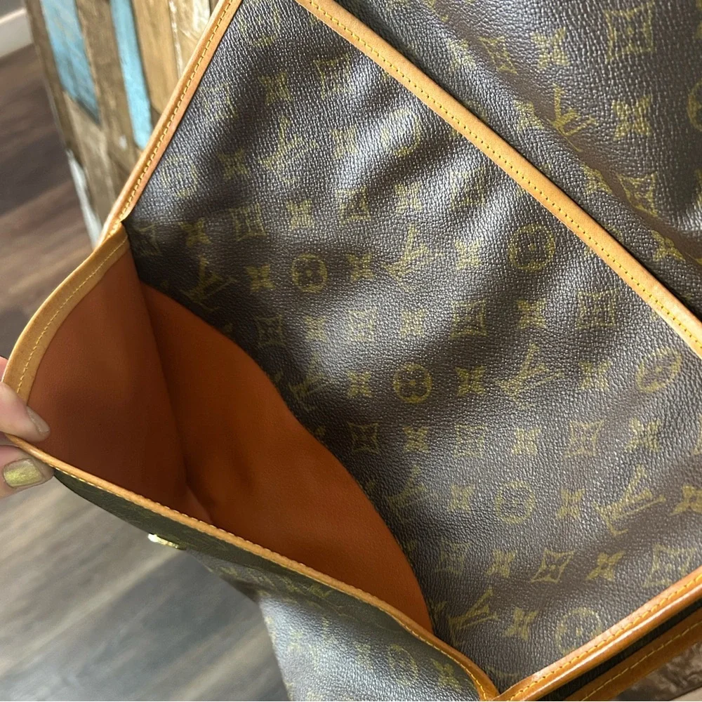 Louis Vuitton Monogram Bel Air handbag - Picture 12 of 16